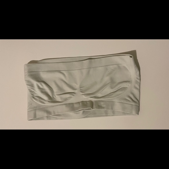 Top/bra - Picture 3 of 4